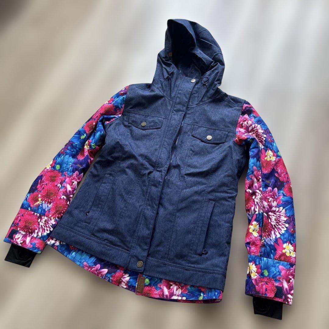 ロキシースノーボードウェア