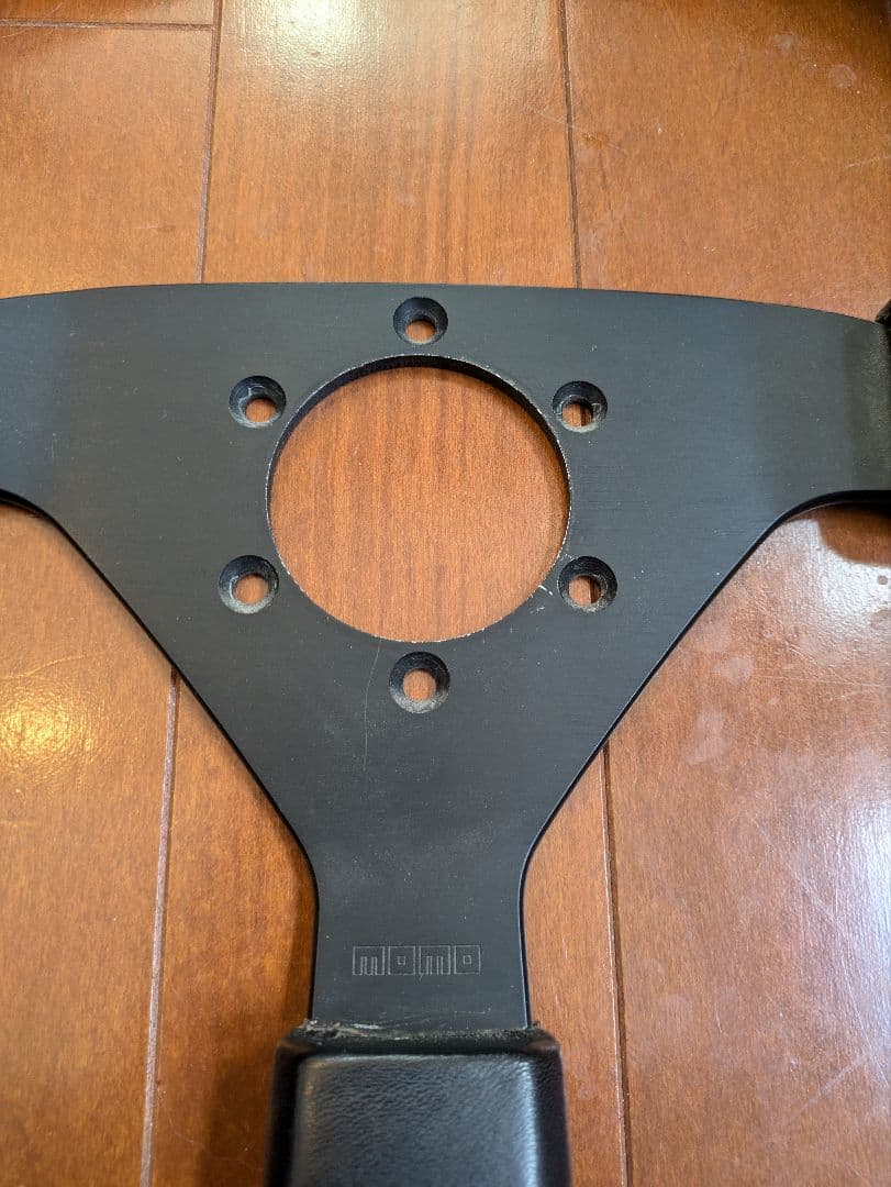 MOMOステアリング ロードスターNA6CE純正