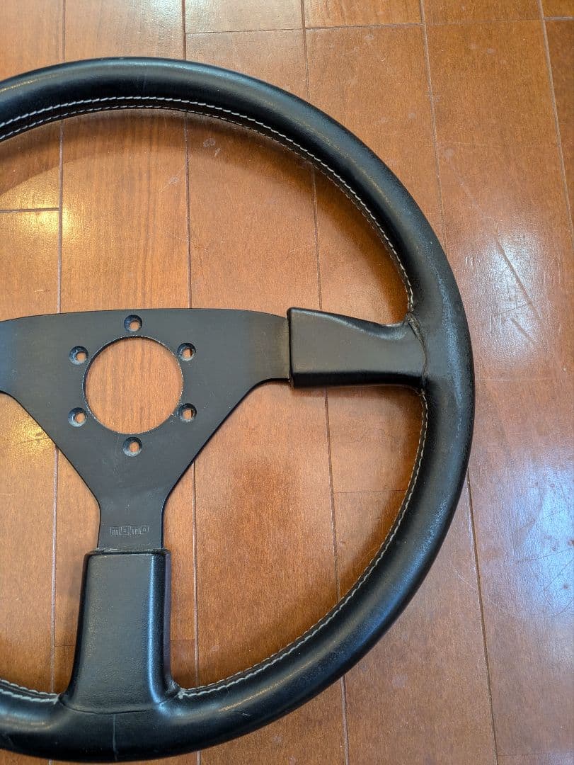 MOMOステアリング ロードスターNA6CE純正