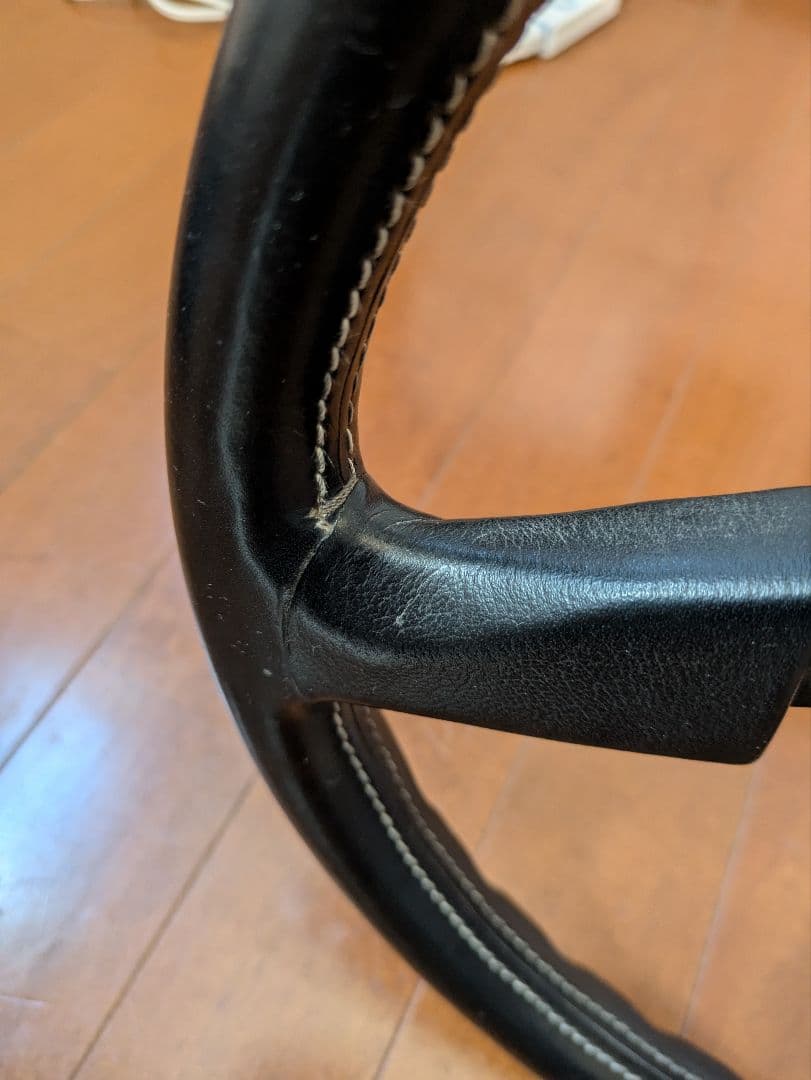 MOMOステアリング ロードスターNA6CE純正