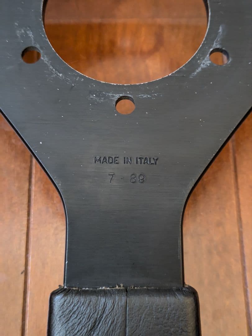 MOMOステアリング ロードスターNA6CE純正