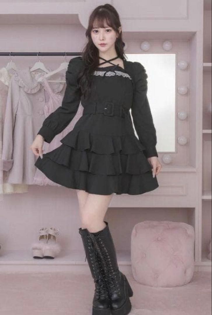 piumピウム ティアードフリル長袖ミニワンピース