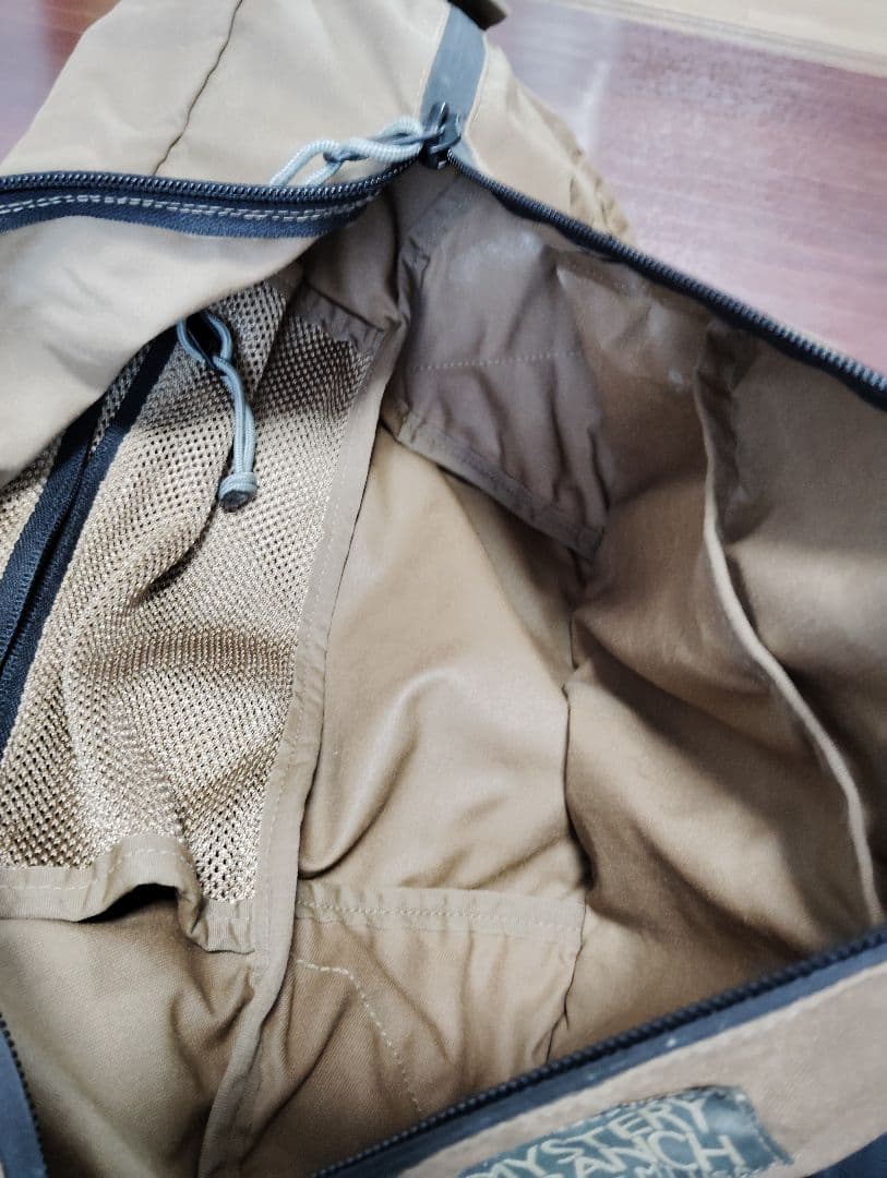 ミステリーランチ　アウトサイダー　メイド・インUSA　メッセンジャーバック