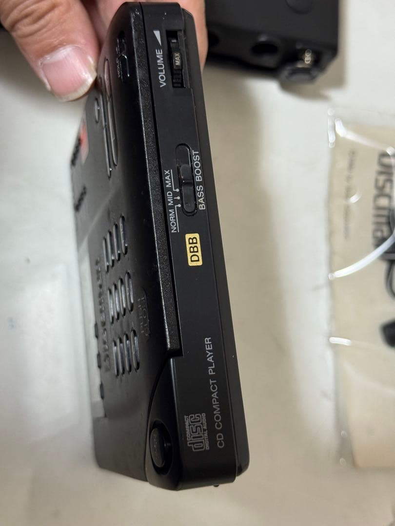 訳あり品 d-350 ソニー ディスクマン 電源OK 読み込むが止まる為