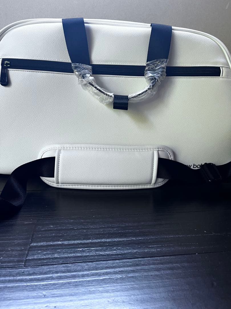 new balance ホワイトボストンバッグ