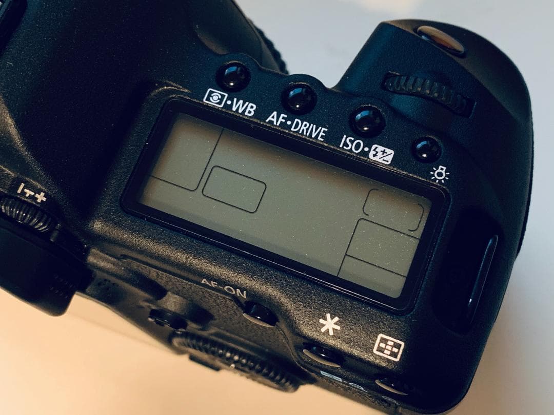 美品 ショット数 8千台 Canon EOS 5D Mark Ⅱ ボディのみ