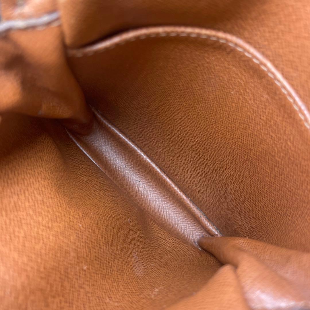 LOUIS VUITTON ルイヴィトン　ダヌーブ　ショルダーバッグ