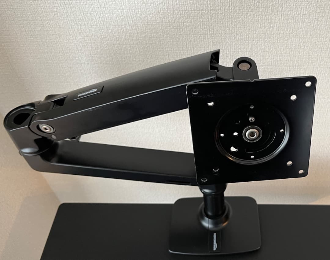 Amazonベーシック モニターアーム + ノートPC用マウントトレー ブラック