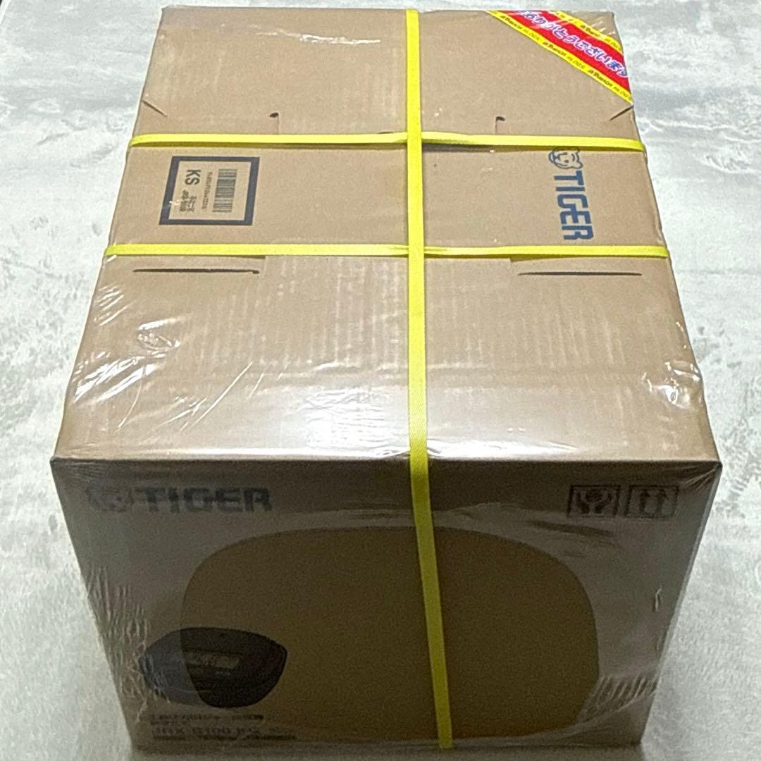 ✴︎新品未開封✴︎TIGER JRX-S100KS ブラック 5.5合 土鍋泡火炊き