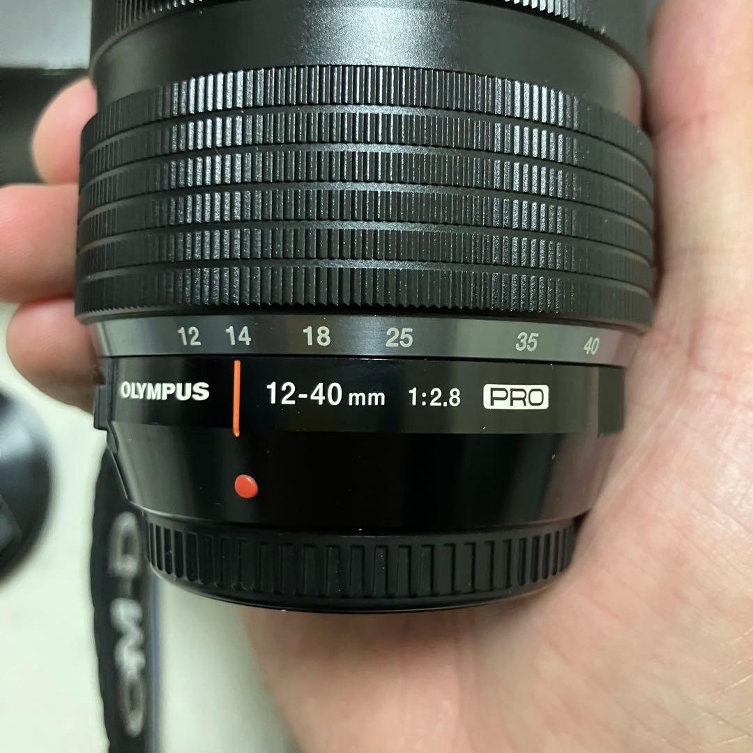 OLYMPUS OM-D EM-1 12-40mmPROレンズ付き