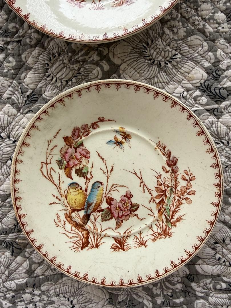 フランスアンティークリュネビィル窯Mesangeソーサーデザートプレート２枚.b