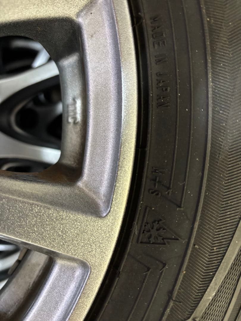 DUNLOP スタッドレスタイヤ　14インチホイールセット