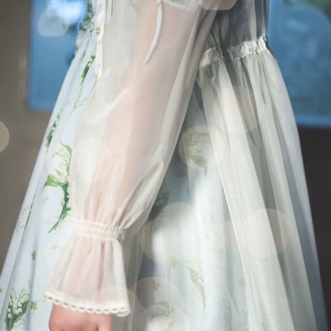 新品未使用 メロディバスケット 朝霧を纏うロングカーディガン 白