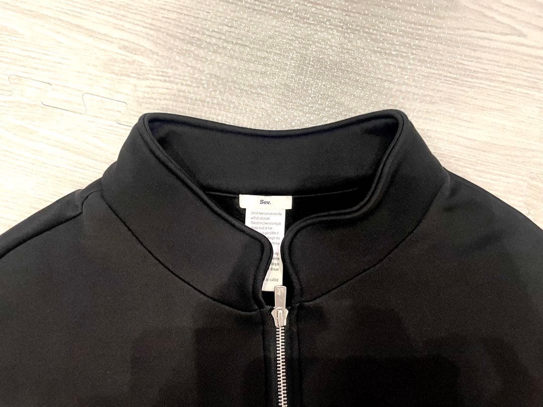 AKKO Sov. ソブ ポンチョ コート　アウター　ジャケット ダウン