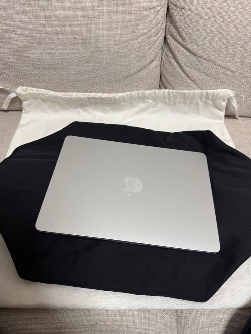 1/12まで　JIL SANDER ベルトショルダーバッグ