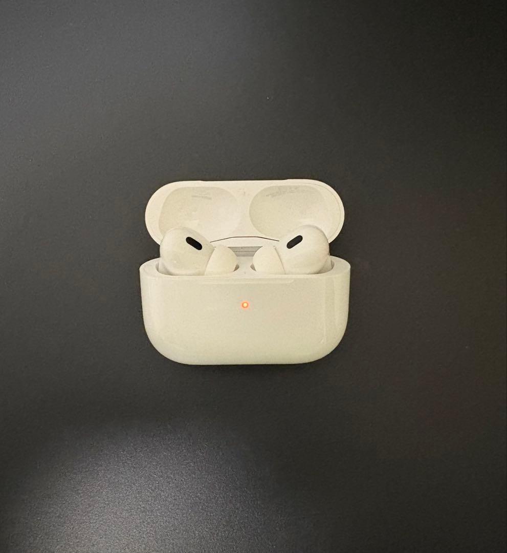 AirPods Pro2 第2世代 オマケカバー付 最終セール‼️