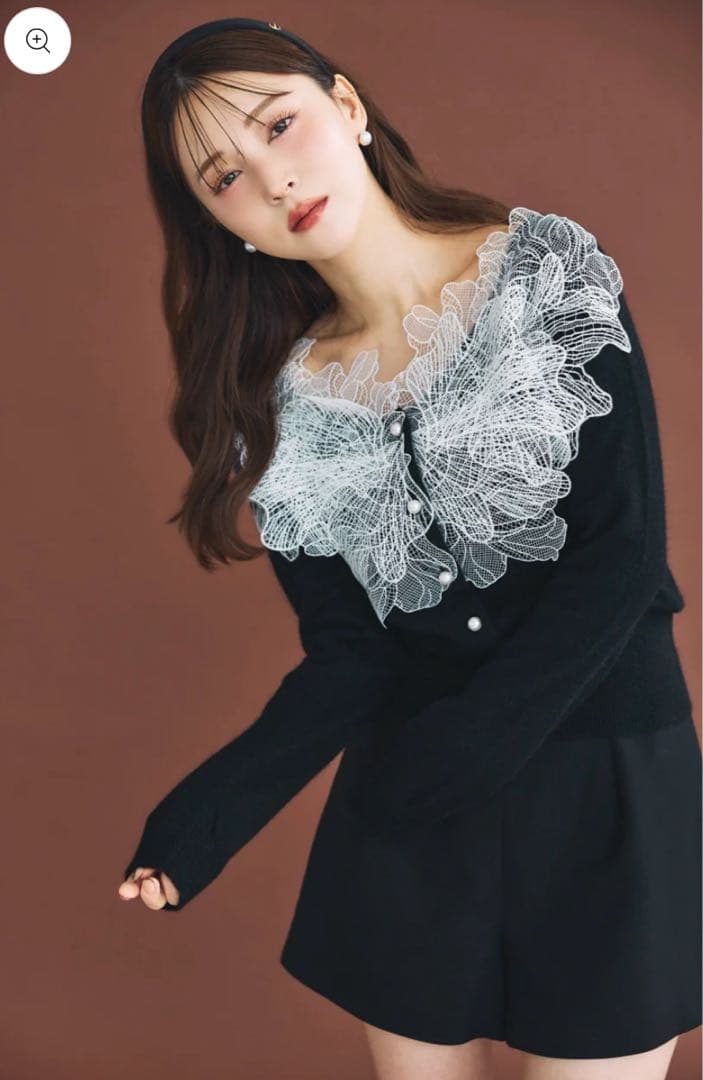 【poláura】ポローラ　 レースフリルカーディガン　ブラック