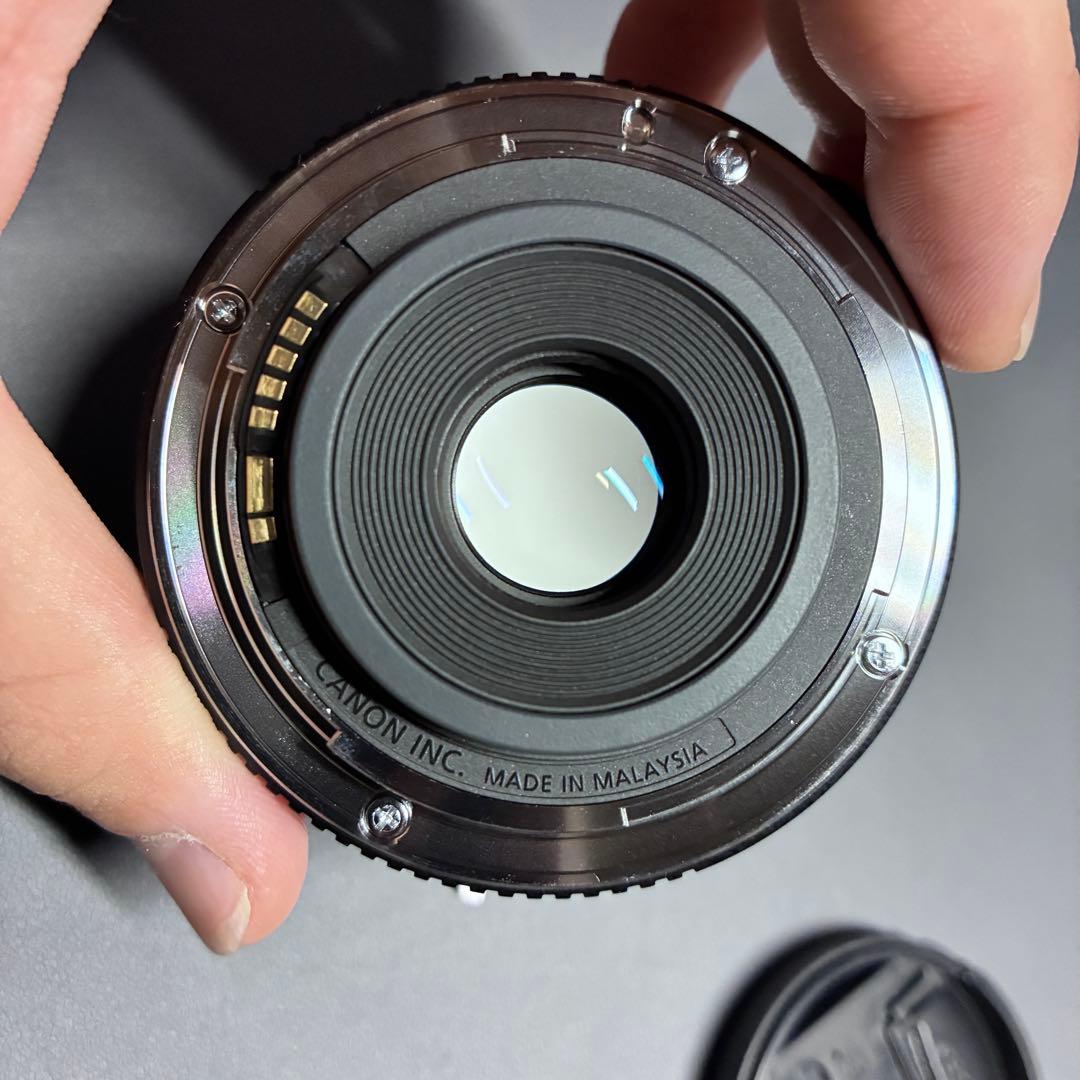 Canon EF-S 24mm F2.8 STM フードおまけ付き