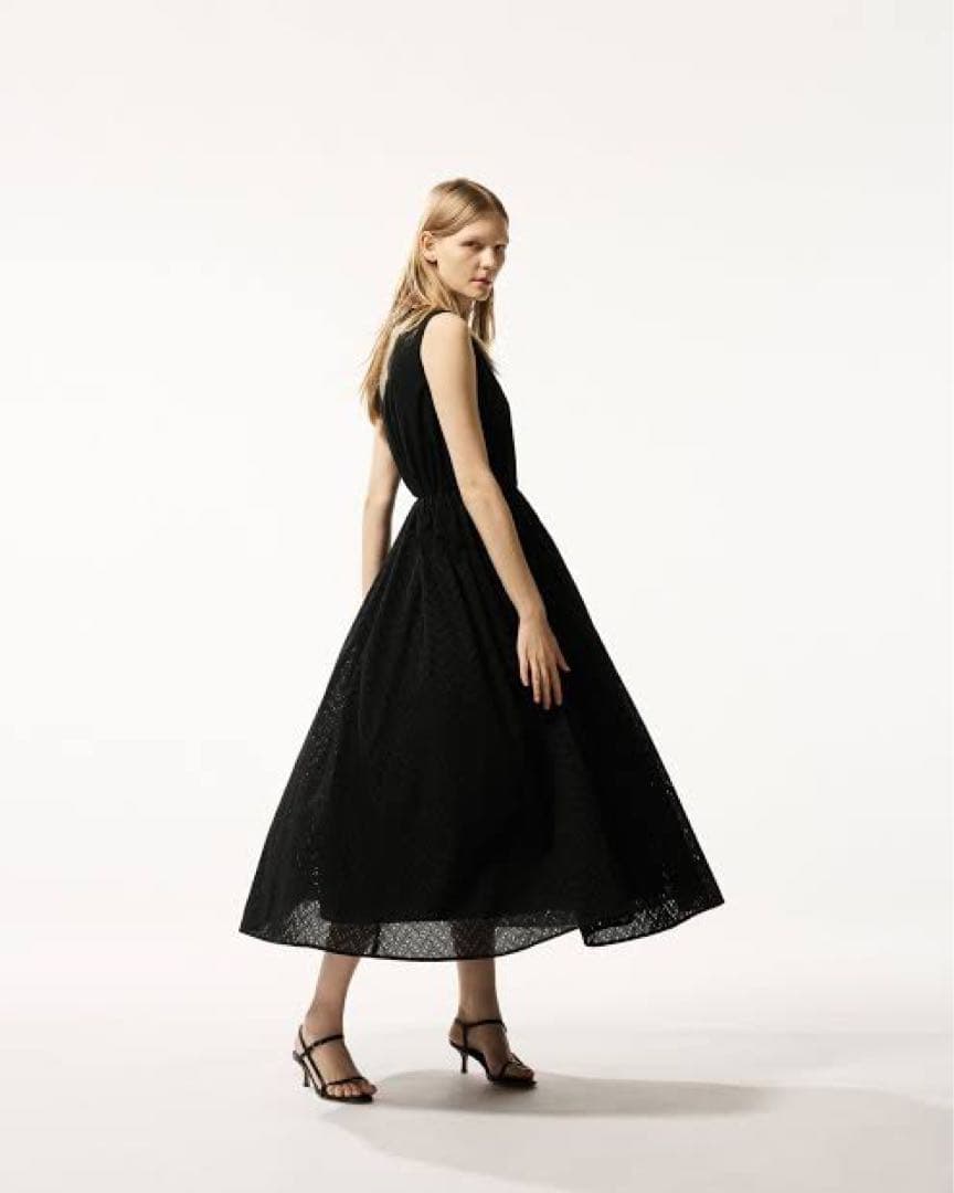 M-PREMIER ニットチュールドッキングワンピース