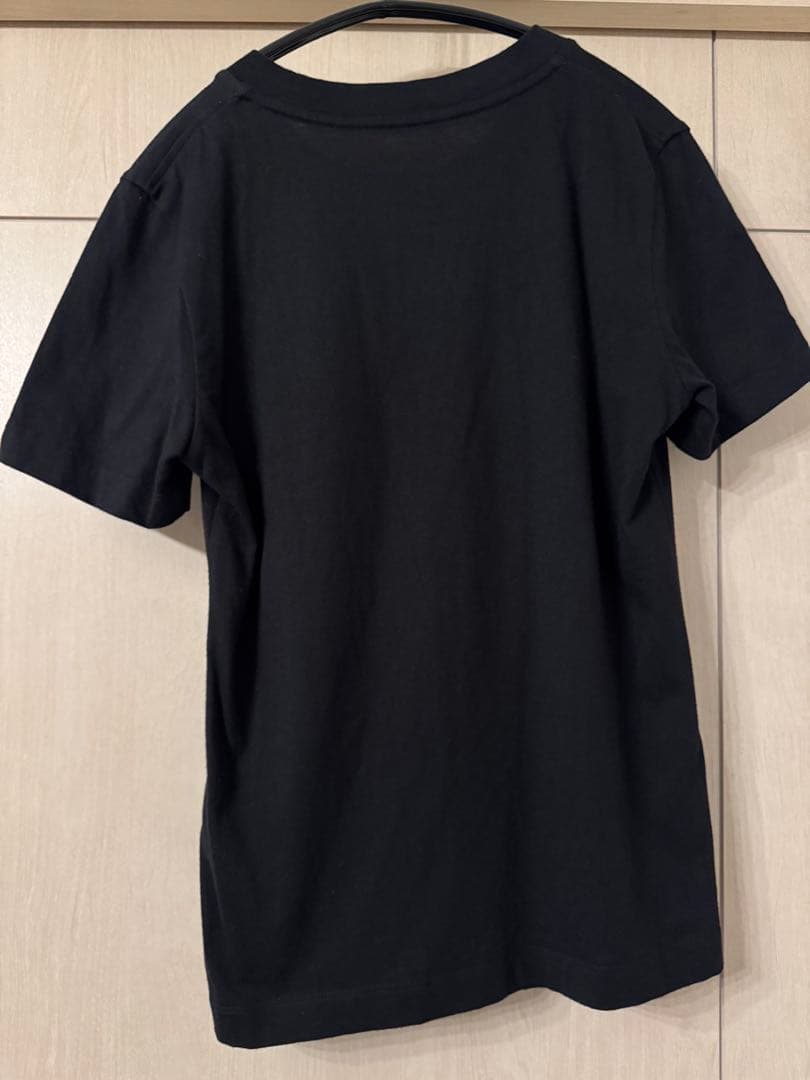 MONCLERモンクレール　ブラック　レディースロゴTシャツ