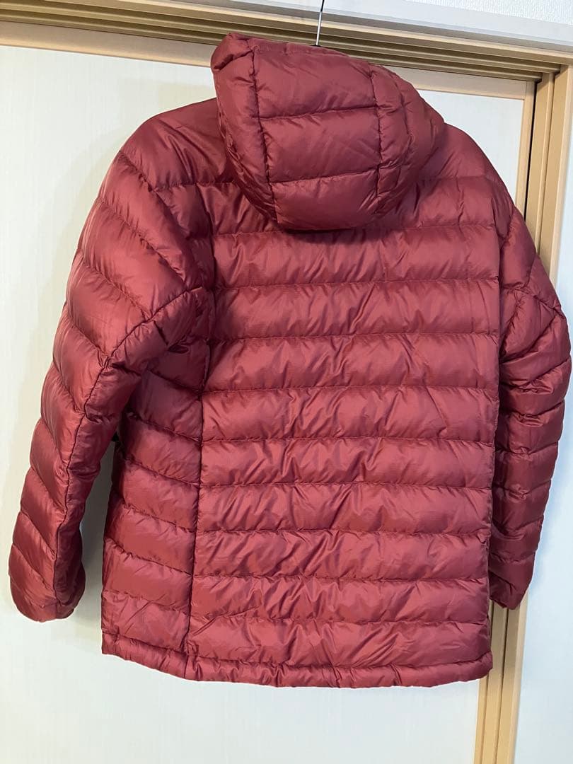 モンベル　コロラドパーカ　Mサイズ ブラック×レッド　リバーシブルジャケット