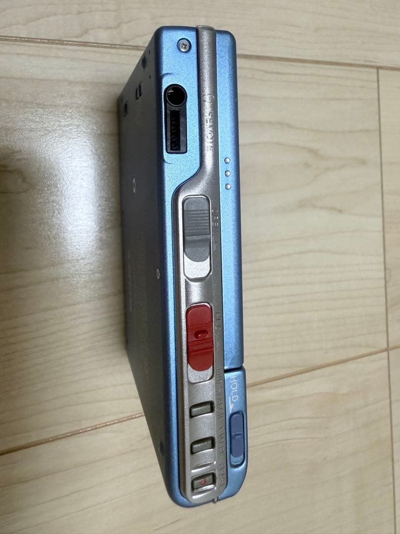 ポータブルプレーヤー sony MD Walkman MZ-R50. used