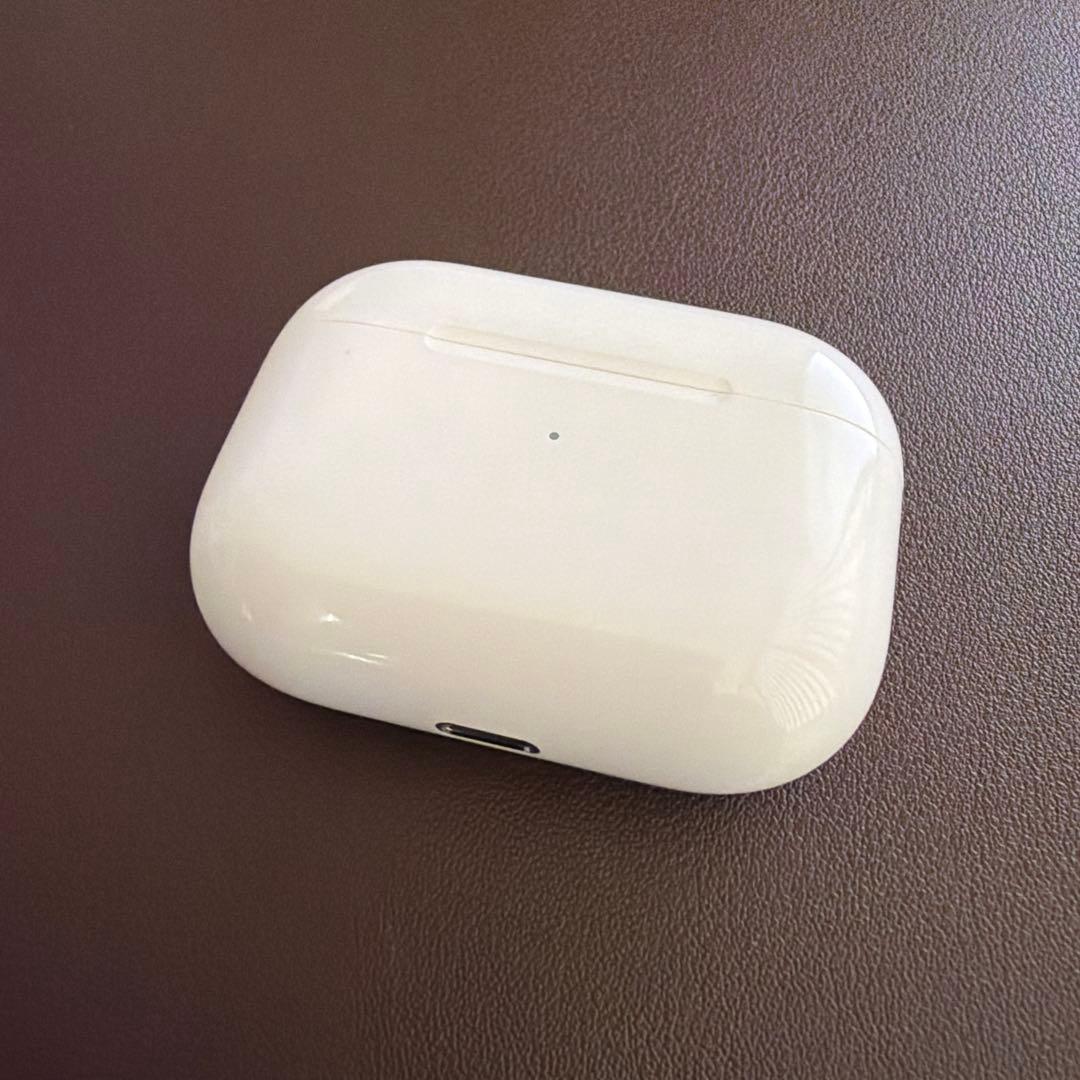 AirPods Pro 第1世代　Apple【左耳ノイズあり】
