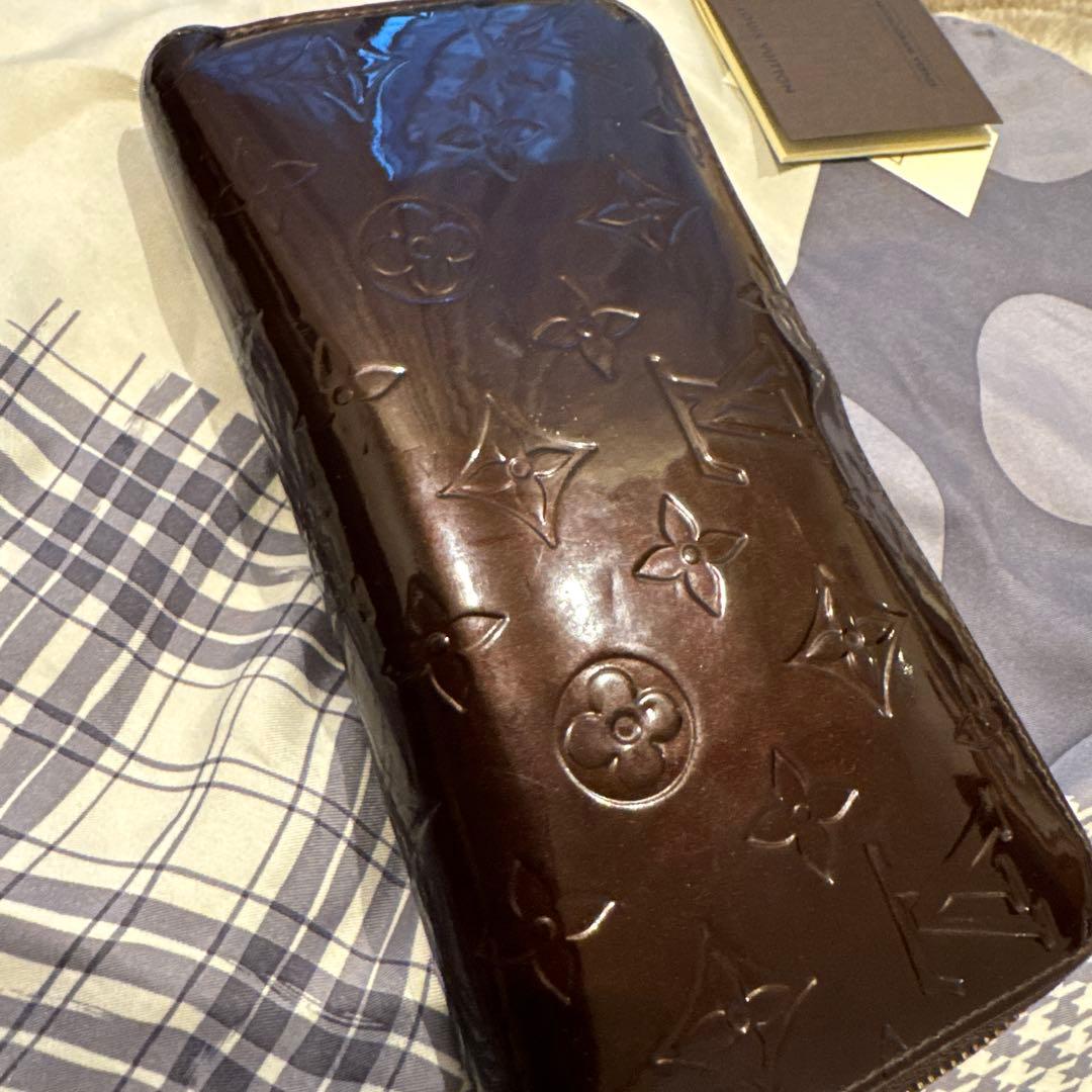 にゃんママ様ご検討中 ルイヴィトン　ヴェルニ　長財布