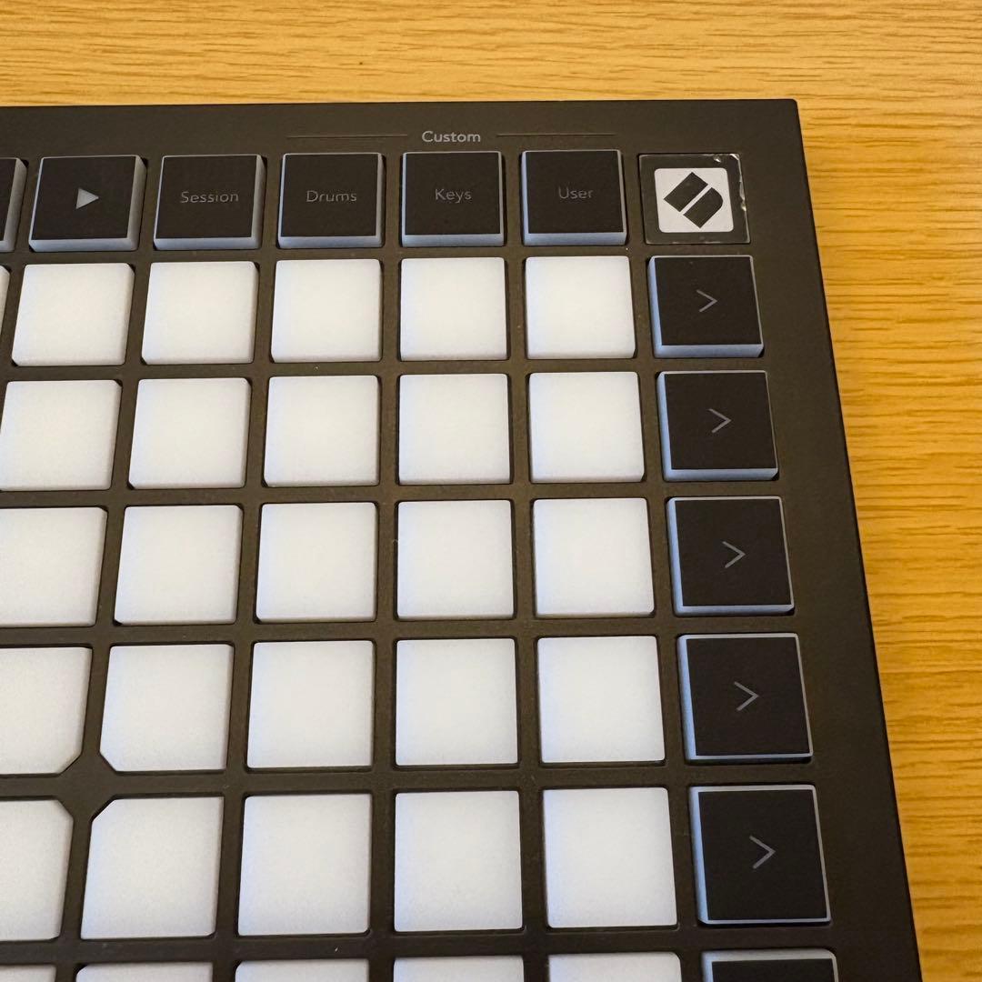 【中古】Novation LaunchPad Mini MK3