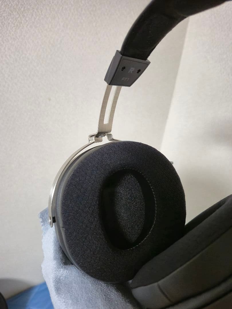 【極美品・日本国内正規輸入品】FiiO FT1 有線ヘッドホン　即購入可能！！