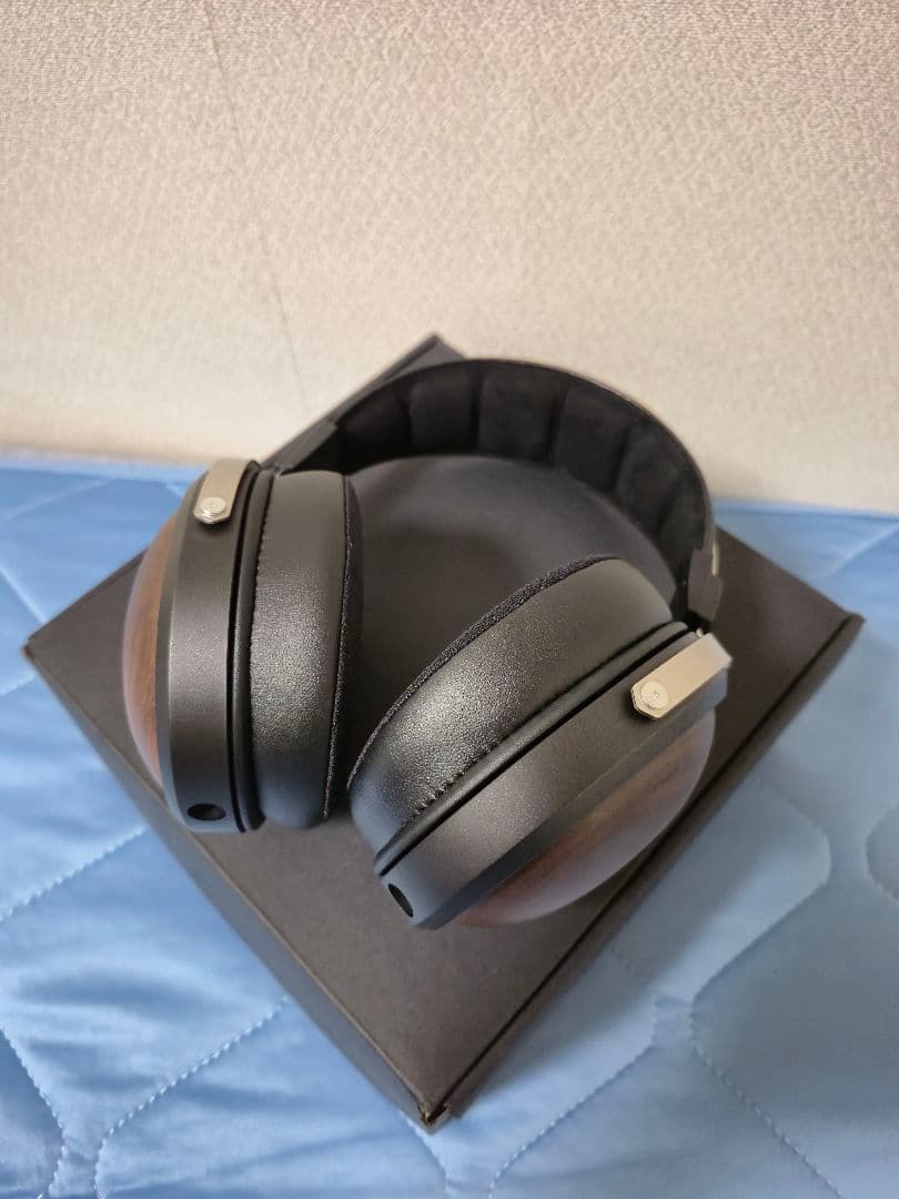 【極美品・日本国内正規輸入品】FiiO FT1 有線ヘッドホン　即購入可能！！