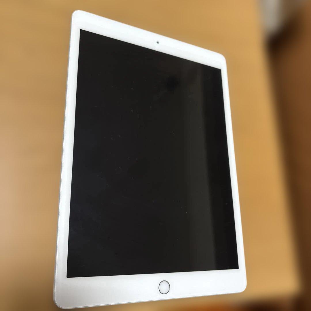 Wi-Fiモデル　iPad 第8世代 美品