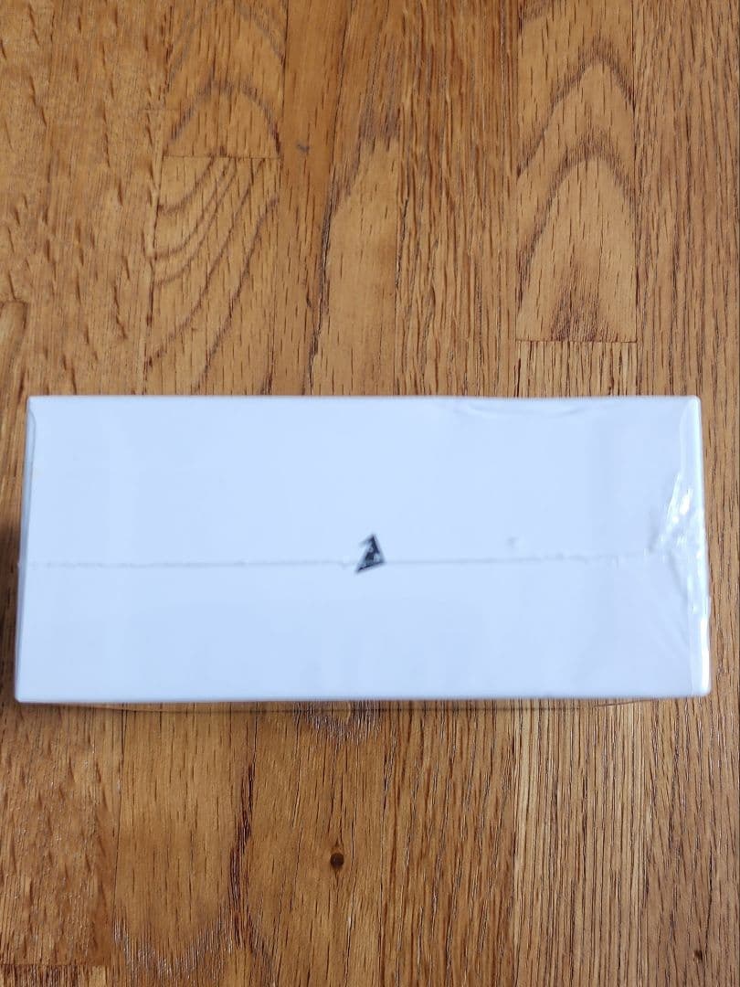 鈴原るる　ZEENY Lights コラボモデルワイヤレスイヤホン