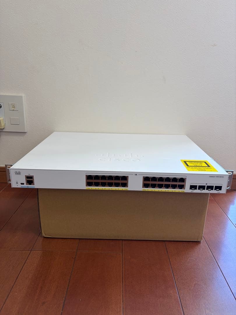 シスコC1000-24FP-4G-L-V01スイッチ