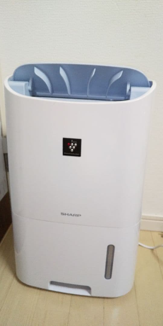 キレイな物をお探しの方にオススメ✨プラズマクラスター搭載衣類乾燥除湿機