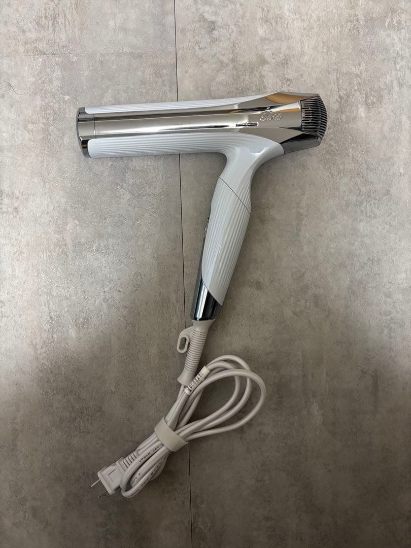 Toyo リファ　ドライヤースマート ダブル　ホワイト