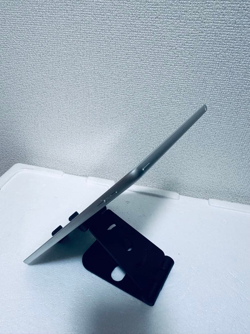 iPad 9.7インチ ( 第6世代) 32GB Wi-Fi