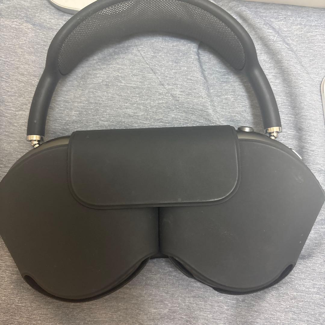 ヘッドホン Airpods max black