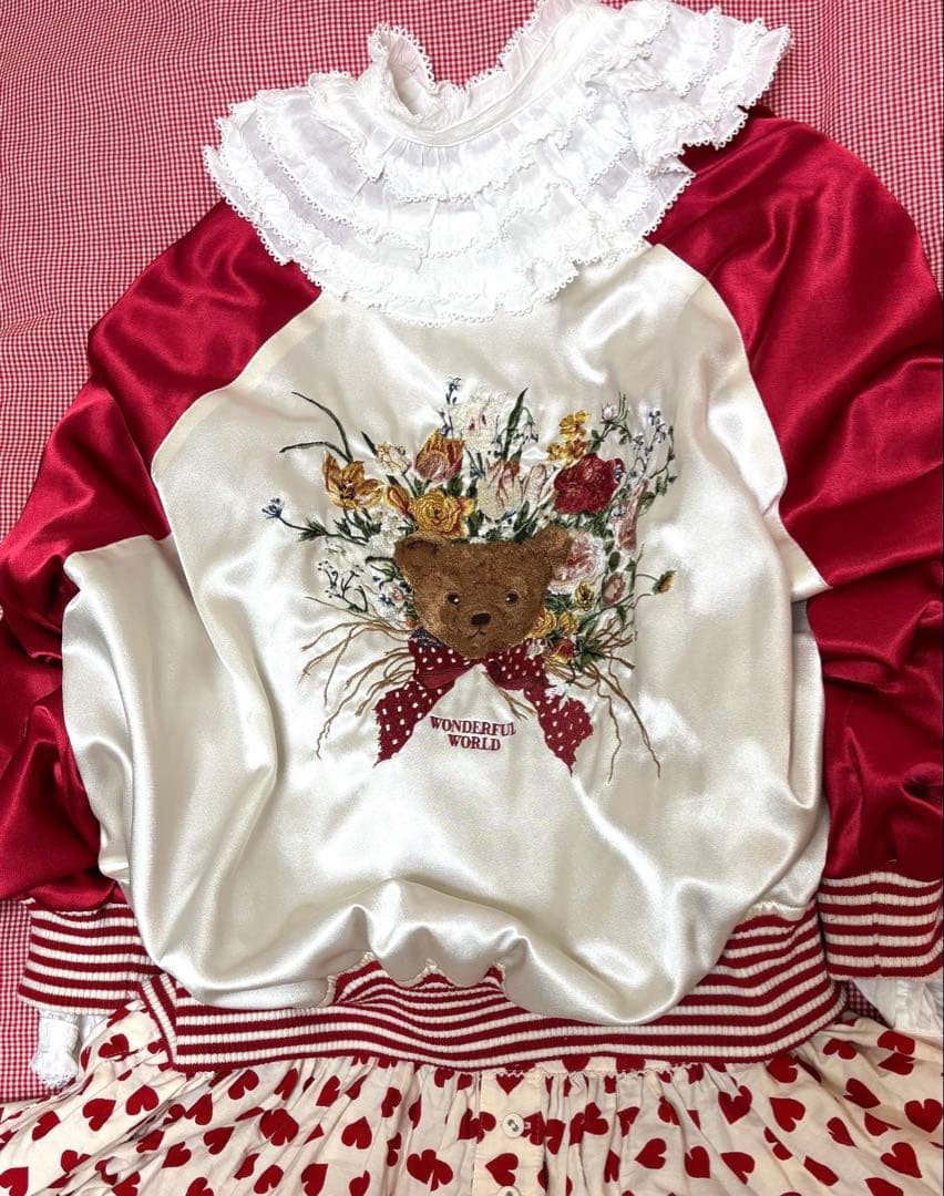 最終土日価格ワンダフルワールド 熊とブーケ刺繍 スカジャン 検♥️ピンクハウス