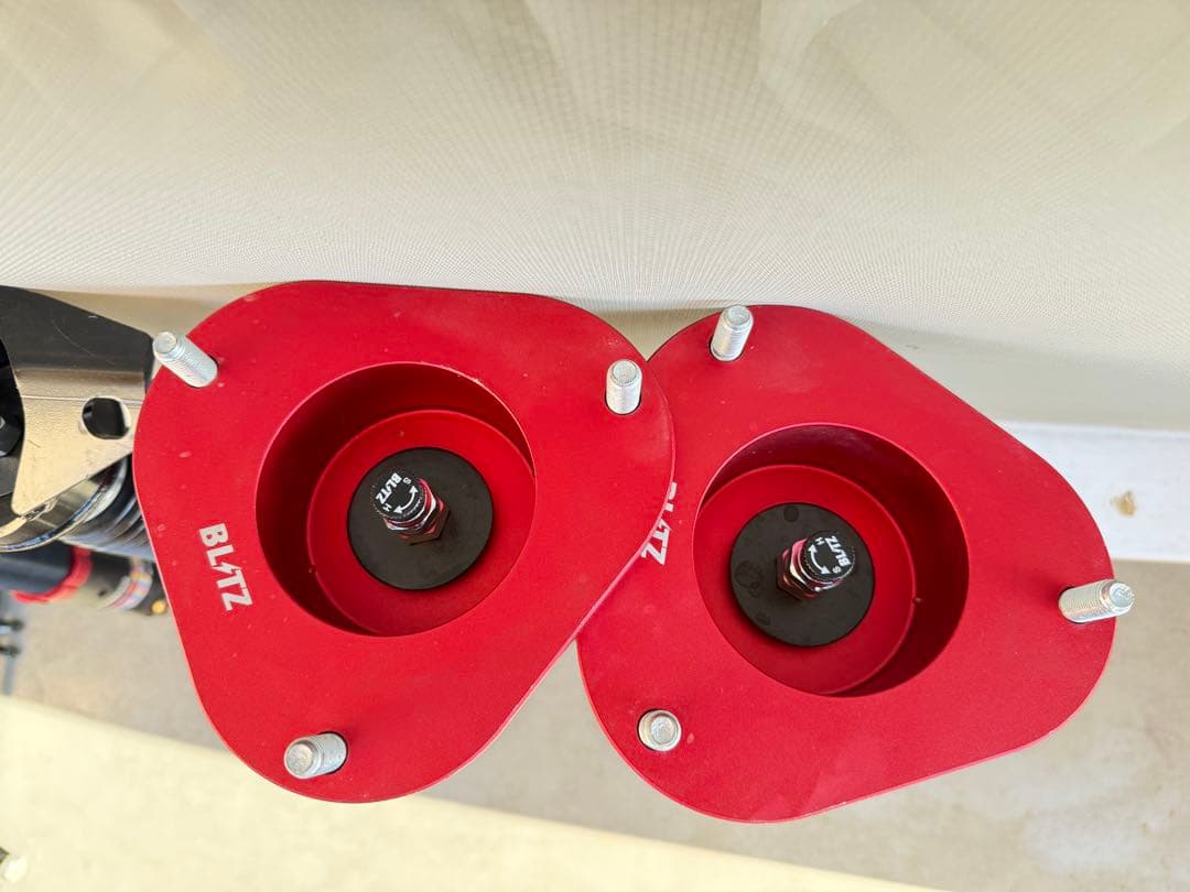 【美品車高調】50プリウス BLITZブリッツ ZZR