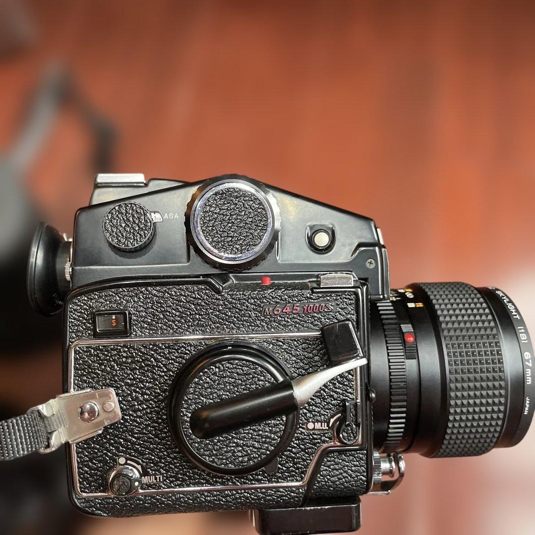 M645 1000S フィルム一眼レフカメラ