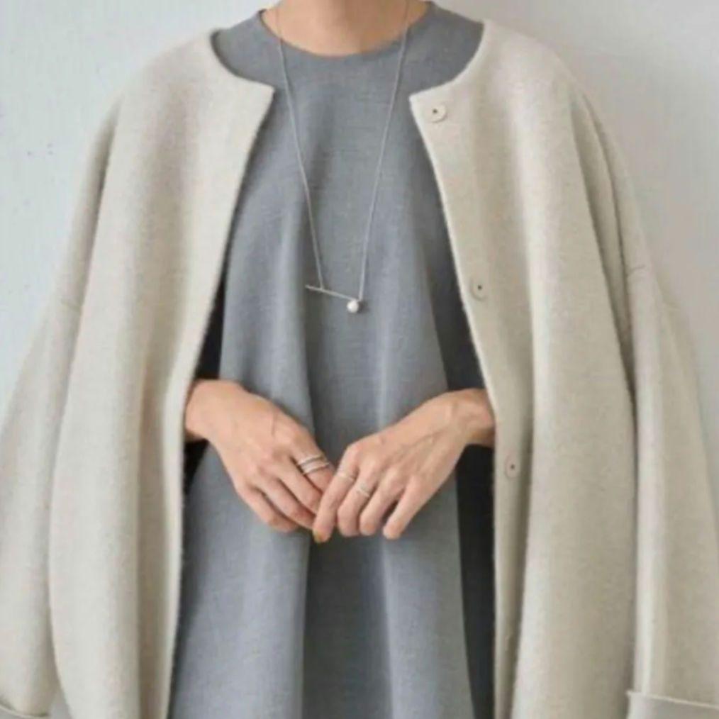 新品　ビアズリーLIVETART　変形袖プルオーバーブラウス