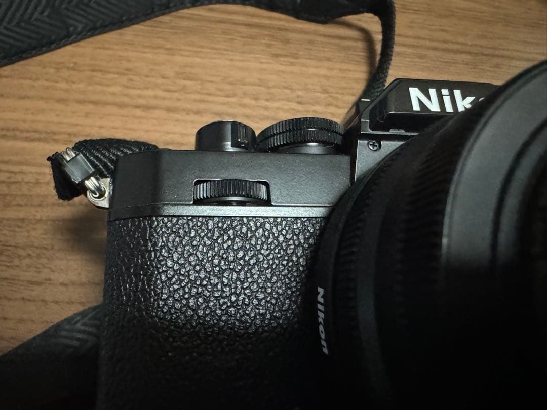 Nikon Zfcミラーレスカメラ + DXレンズ