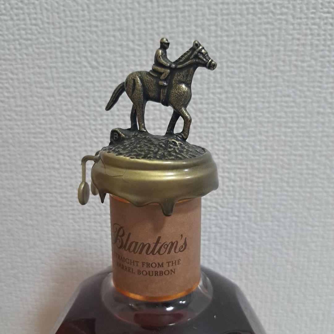 ウイスキー Blanton's straight from the barrel 700ml