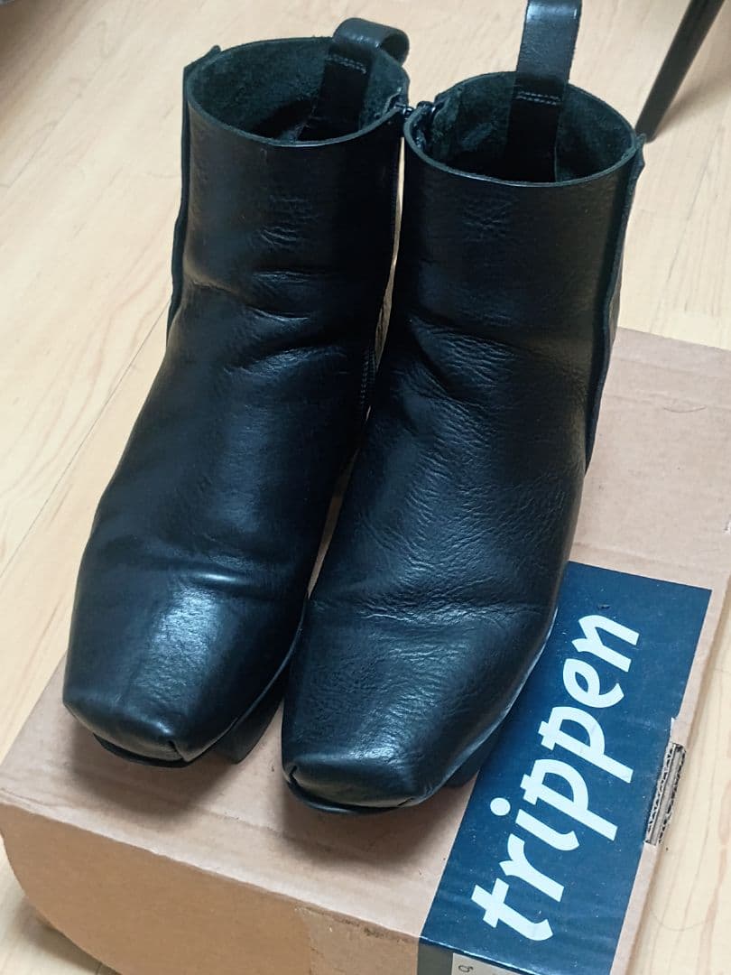 trippen Idan 豚毛ブラシ付き