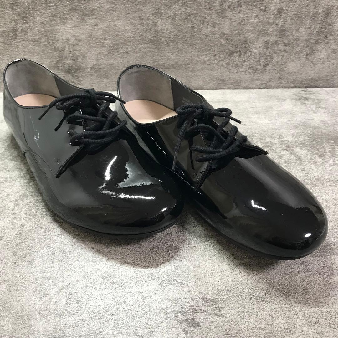 【未使用級】BIRKENSTOCK SAUNDERS ブラック　エナメル　40