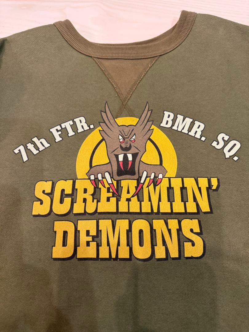 バズリクソンズ　7th FTR-BOMB SQスウェット　Ｌ(40-42)