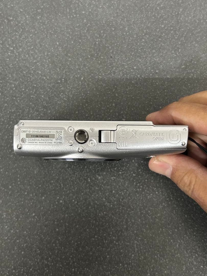 【動作品】Canon IXY640 コンパクトデジタルカメラ