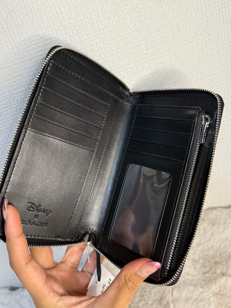 新品　コーチ 長財布