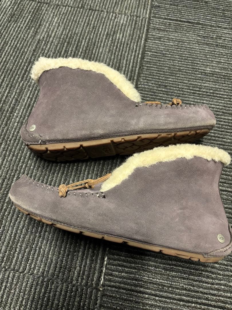 UGG アレーナ25センチ